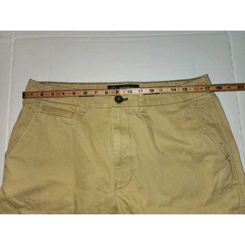 Men's American Eagle Outfitters Khaki Shorts - Longboard - Size 32